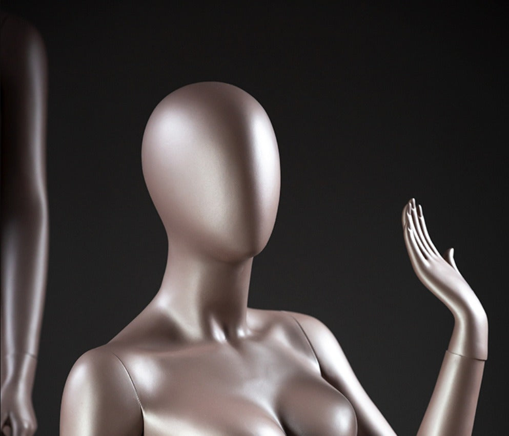 Durable Fiberglass Clothing Display Model with Metal Base for Retail Store Fashion Show