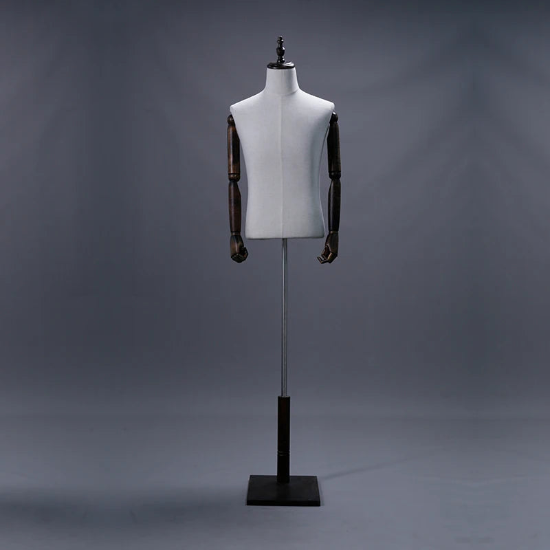 Male Mannequin Detail