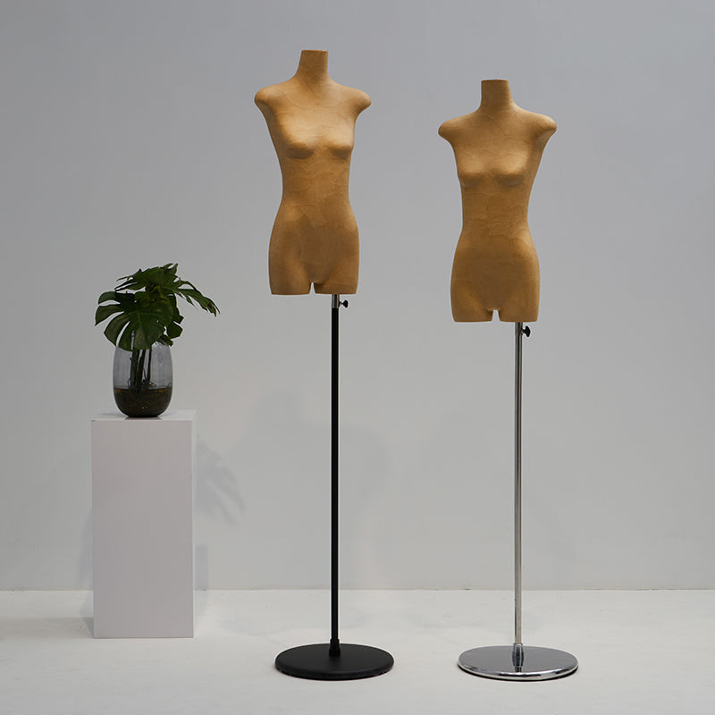 Petite Mannequin View 5