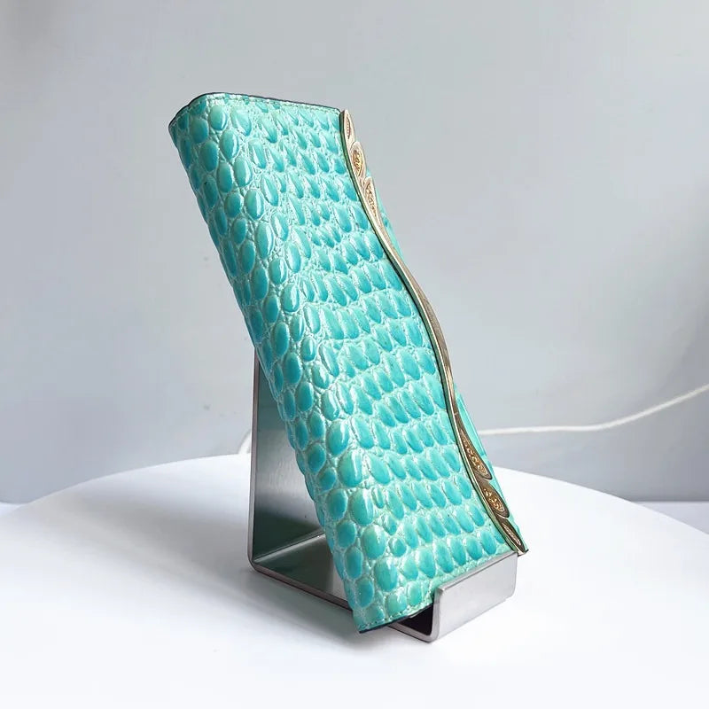 L-Shaped Stand Detail